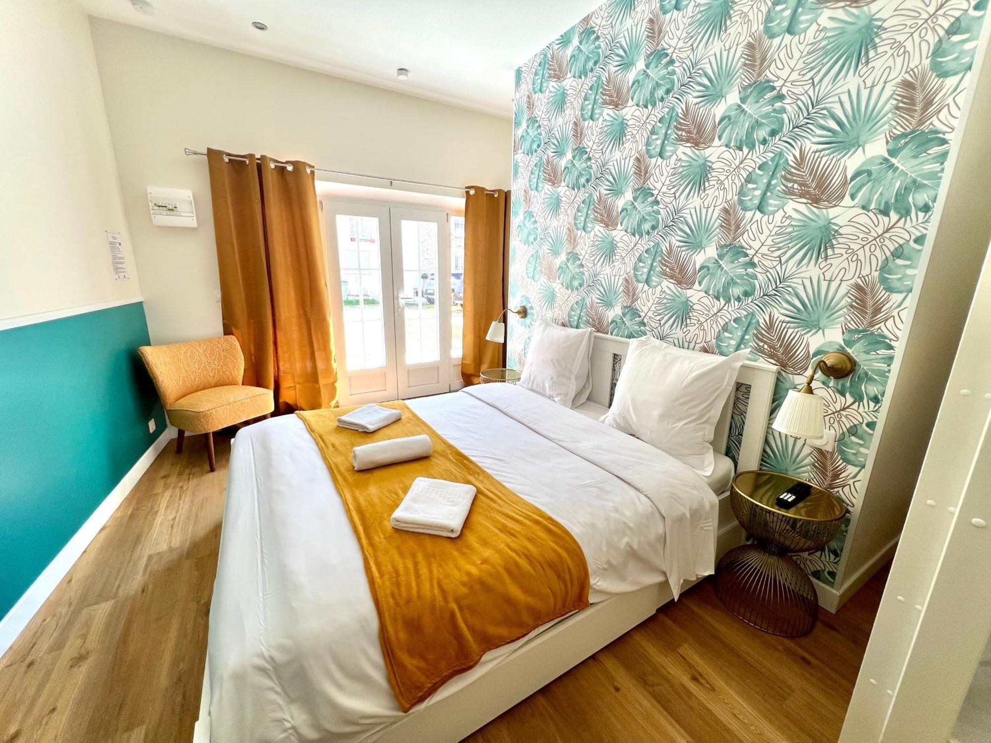 Guest House Close To Disney! Монтеврен Екстериор снимка