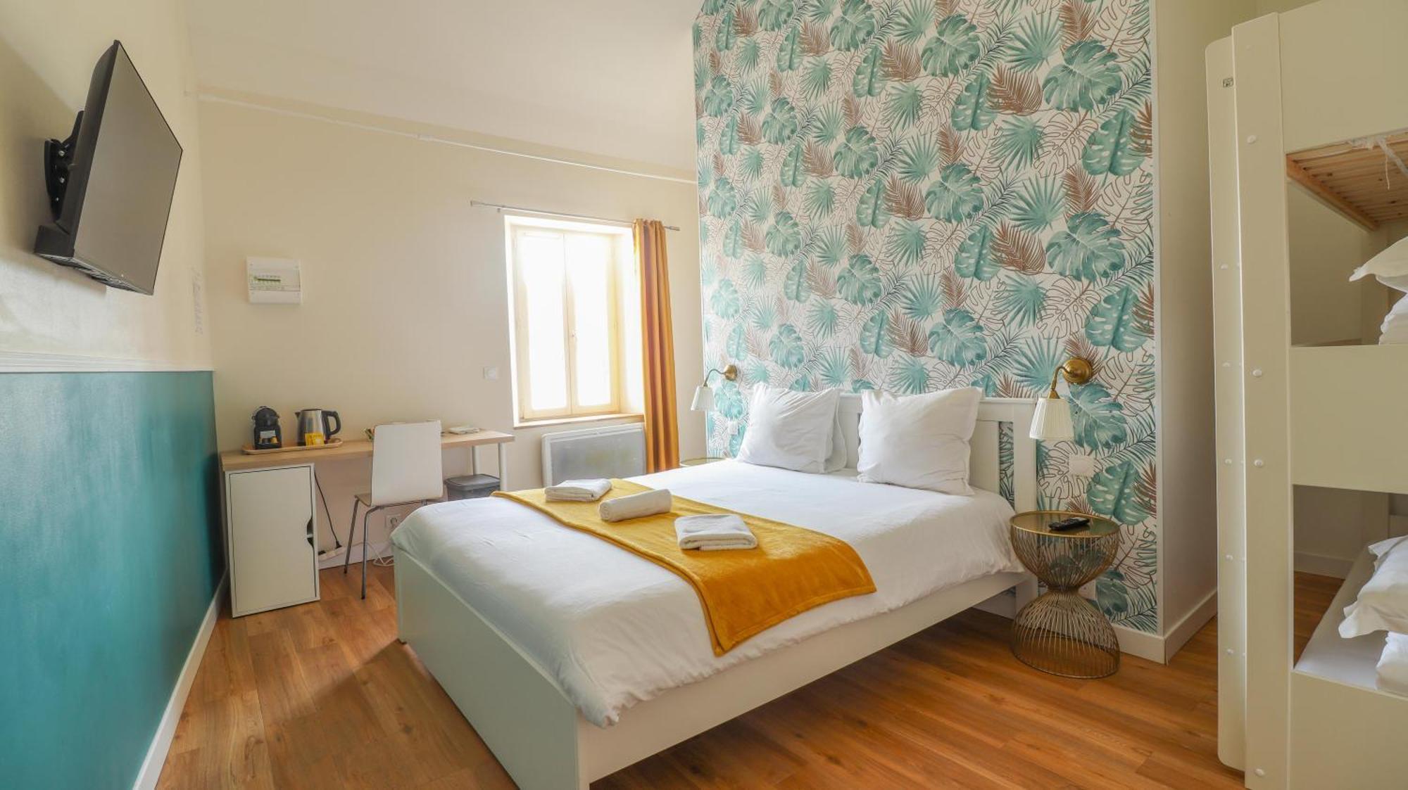 Guest House Close To Disney! Монтеврен Екстериор снимка